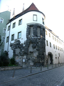 R-01